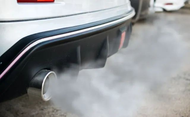 Strefa Czystego Transportu: Jakim samochodem nie wjedziesz do miasta?