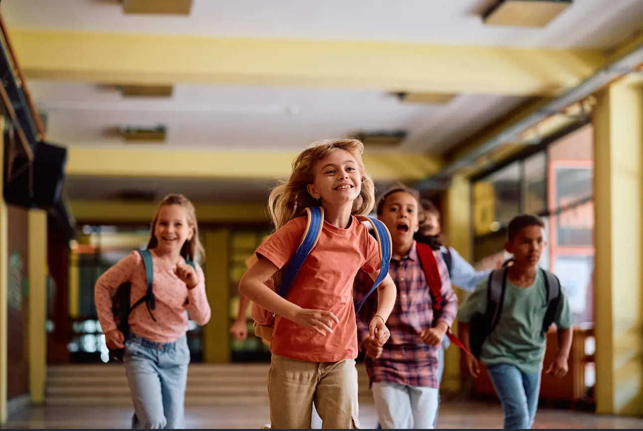 Kalendarz roku szkolnego 2025/2026. Daty matur, egzaminu ósmoklasisty, ferii zimowych i przerw świątecznych