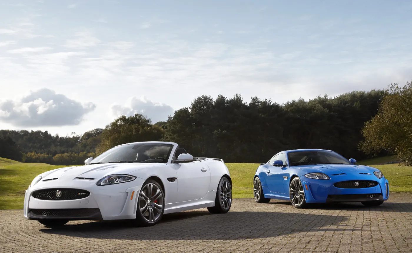 662791-2011-11-16-jaguar-xkr-s-cabrio-2-materialy-prasowe.jpg