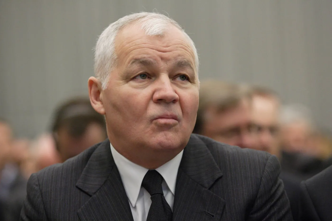 Bielecki: Szybka aprecjacja złotego może uderzyć w polską gospodarkę w 2012 r.