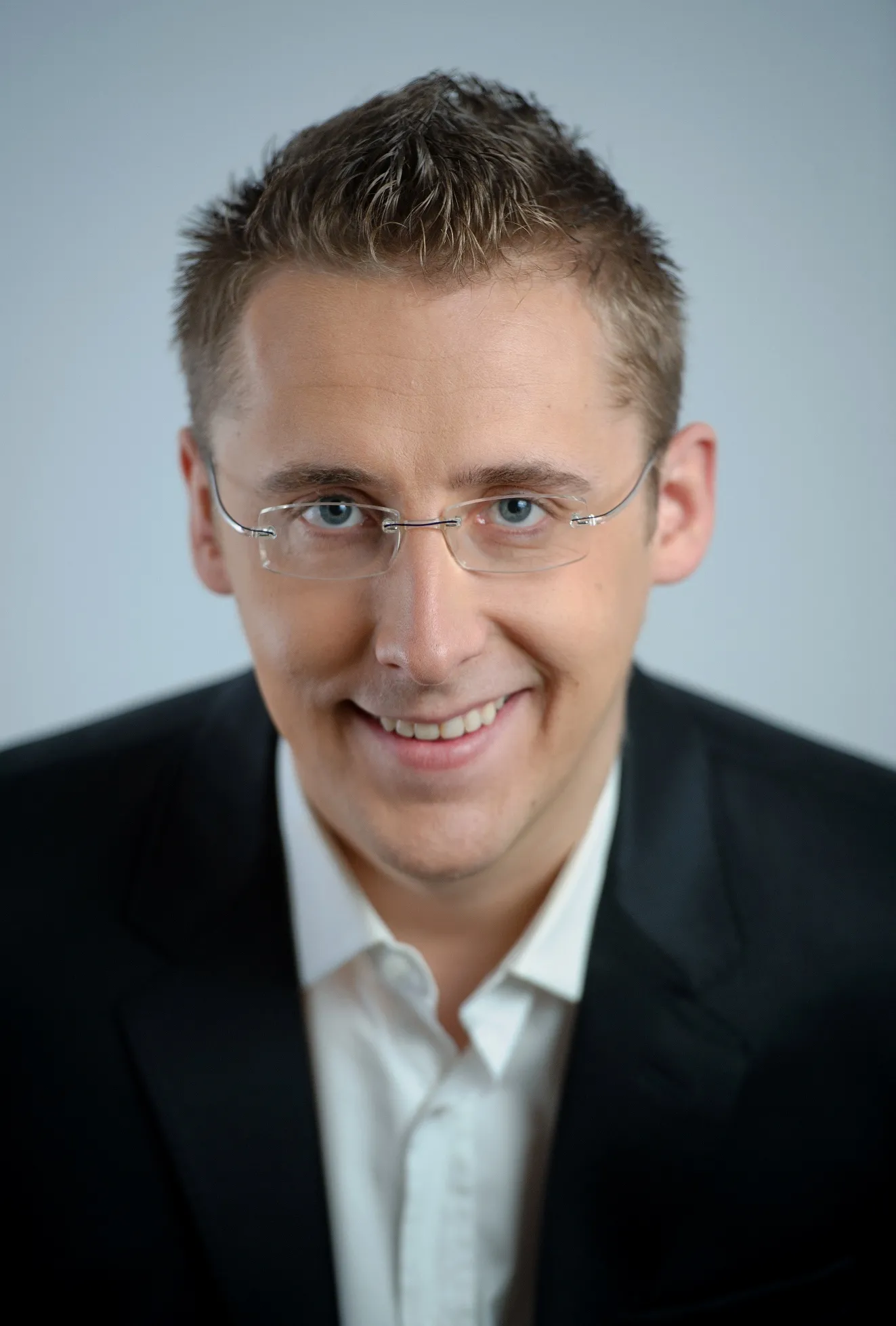 Rafał Tarasewicz nowym dyrektorem ds. efektywności biznesu w DB Schenker Logistics