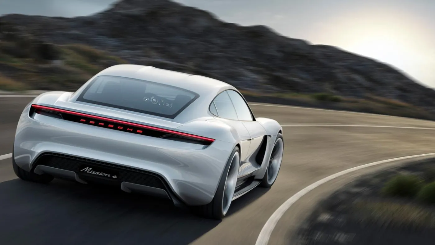 2310284-porsche-mission-e.jpg