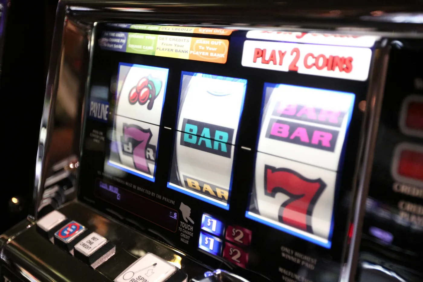 Absurdy prawne "made in Poland". Resort finansów wspiera szarą strefę 