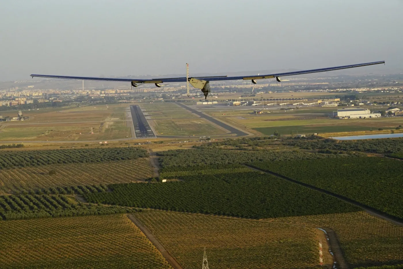 2587280-solar-impulse-ii.jpg
