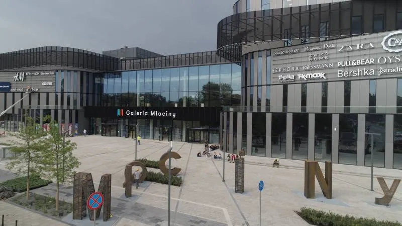 Galeria Młociny za 630 mln zł. Największe centrum handlowe w Warszawie już otwarte [ZDJĘCIA]
