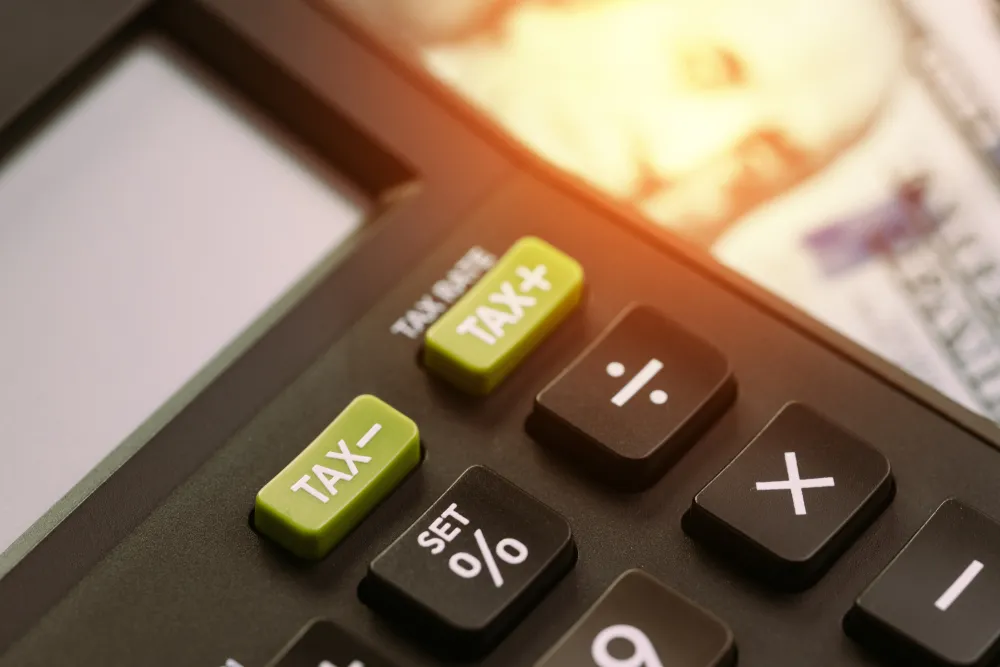 Kalkulator kosztów cyklu życia sprzętu. Na droższym można zaoszczędzić