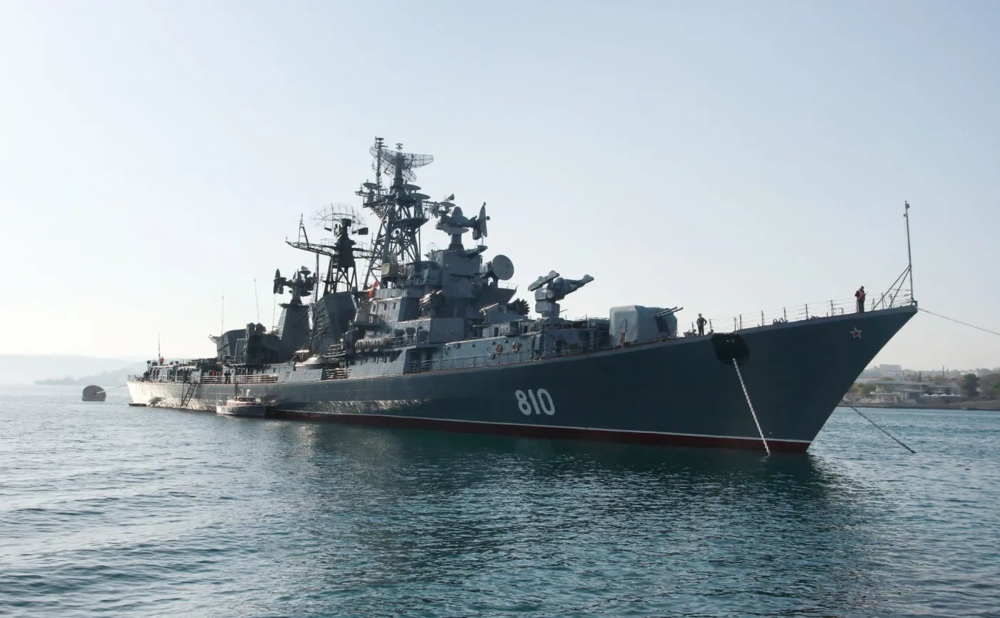 Nowoczesna fregata Admirał Gołowko zwodowana w Petersburgu