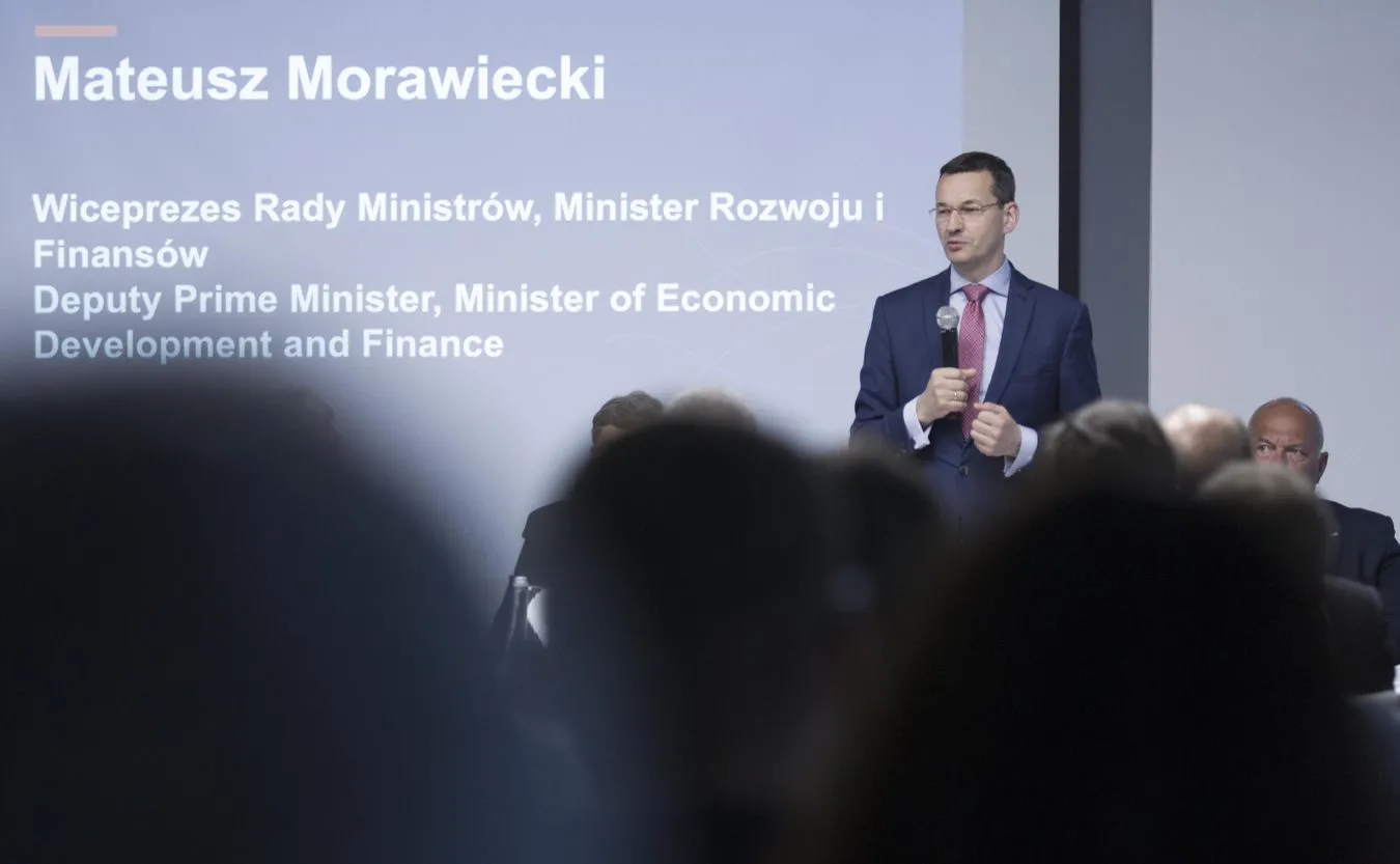 Morawiecki poległ w spółkach Skarbu Państwa. Jego pozycja w rządzie słabnie