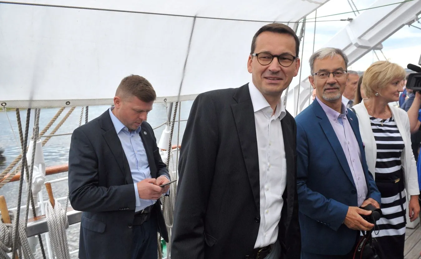 Morawiecki: budżet na 2018 r. będzie trudny i ambitny [WYWIAD]