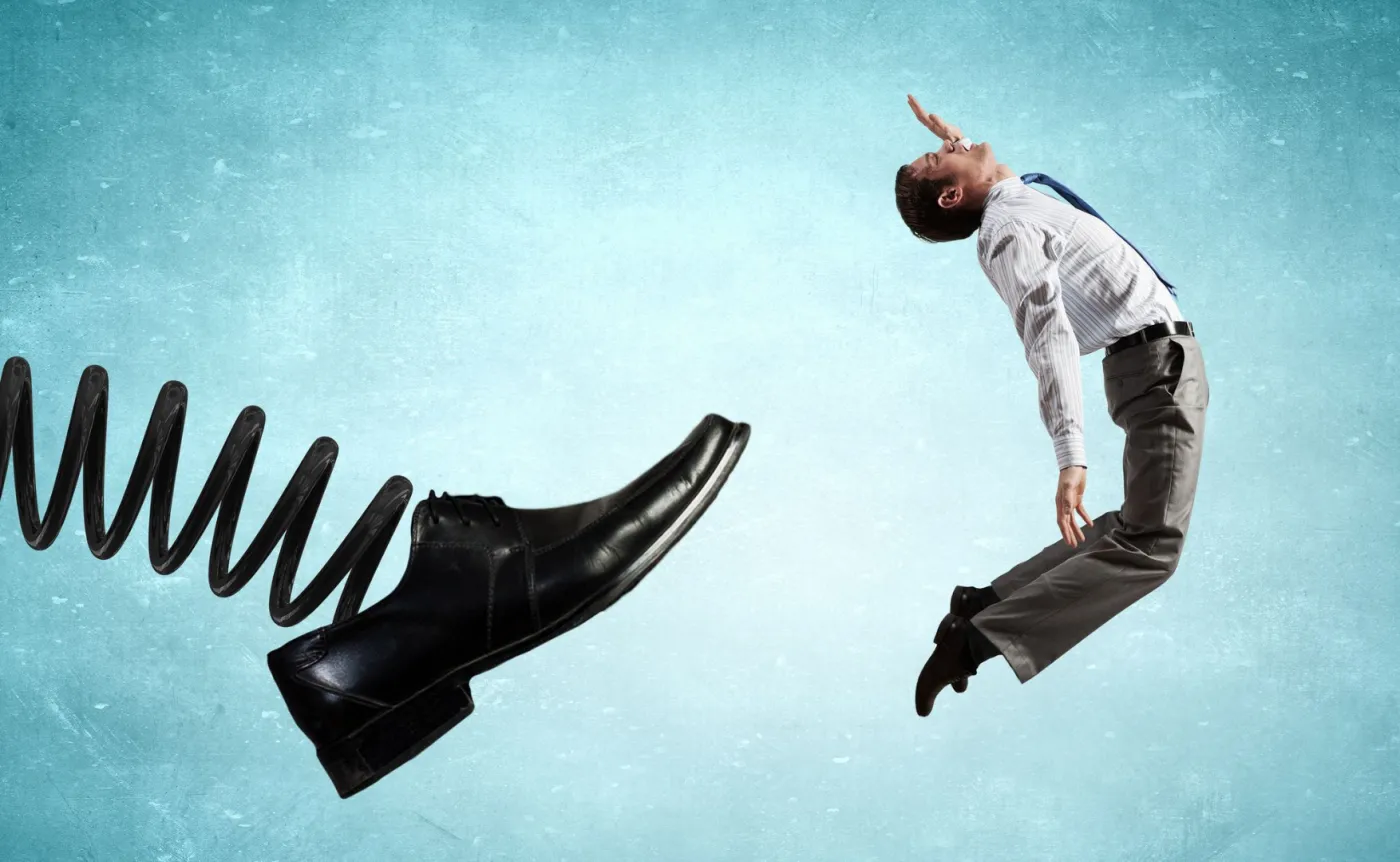 Nowy kodeks pracy zaskakuje. Koniec zwolnień w kilka minut, w małych firmach możliwość „przekupienia” pracownika