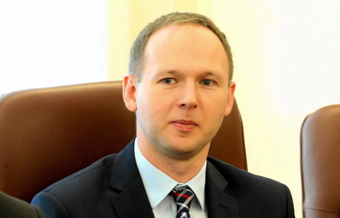 Były szef KNF pozostanie w areszcie. Sąd nie uwględnił zażalenia