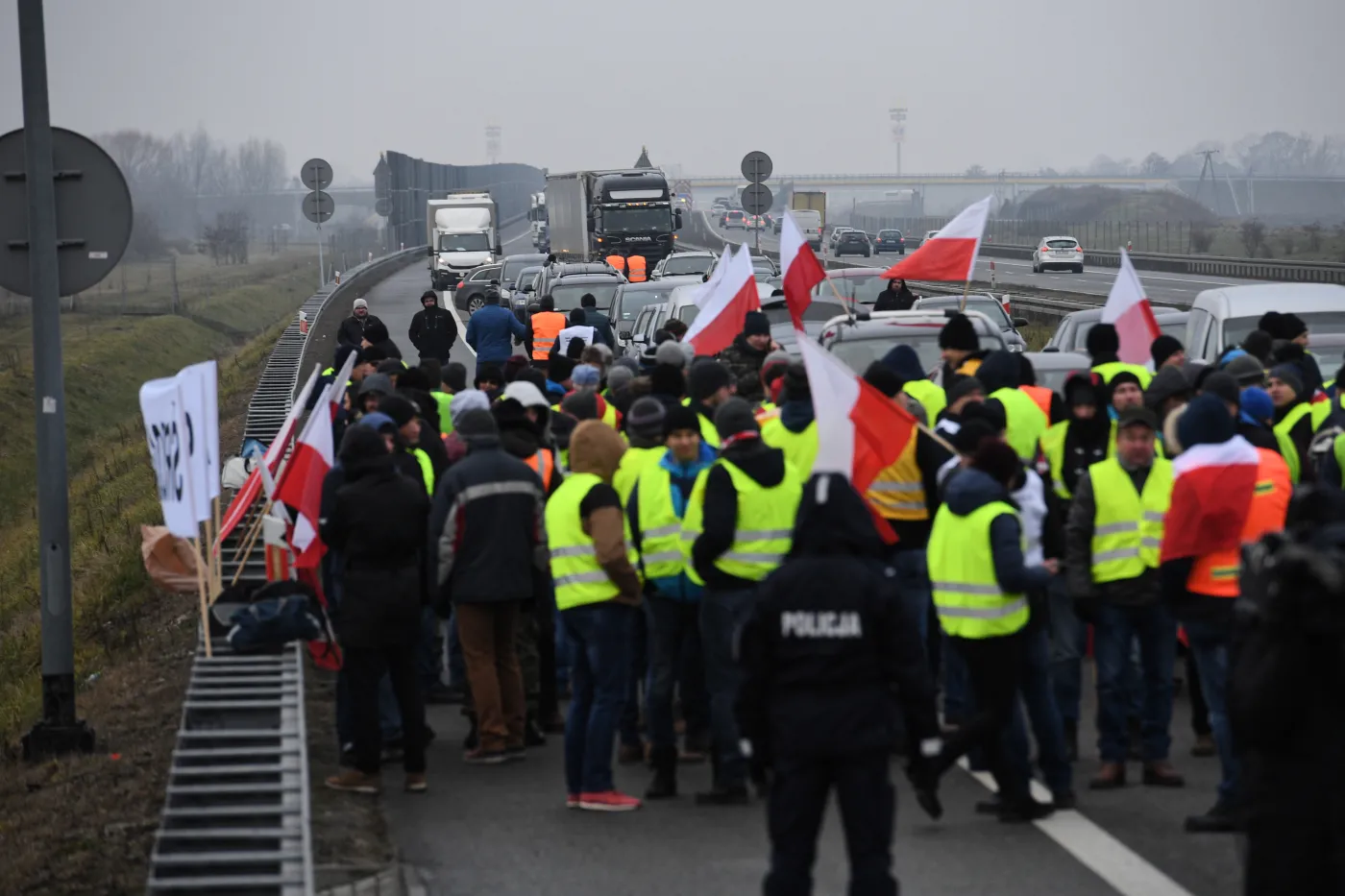 Pokłosie protestu rolników na A2: mandaty, wnioski do sądu i zatrzymane dowody rejestracyjne