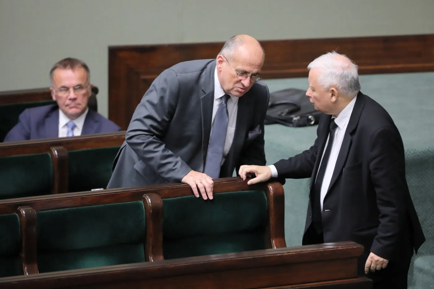 Dziś decyzje ws. zawieszeń w prawach członków PiS. Przedterminowych wyborów nie będzie