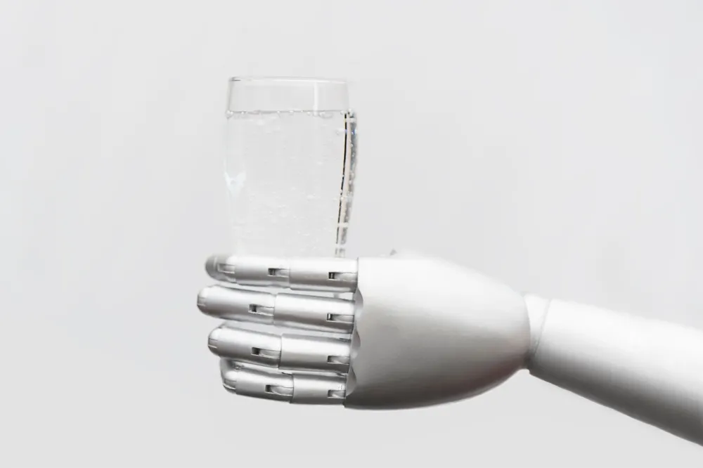 Automatyzacja jako śmiertelna choroba. Świat pracy stoi przed poważnym problemem [OPINIA]