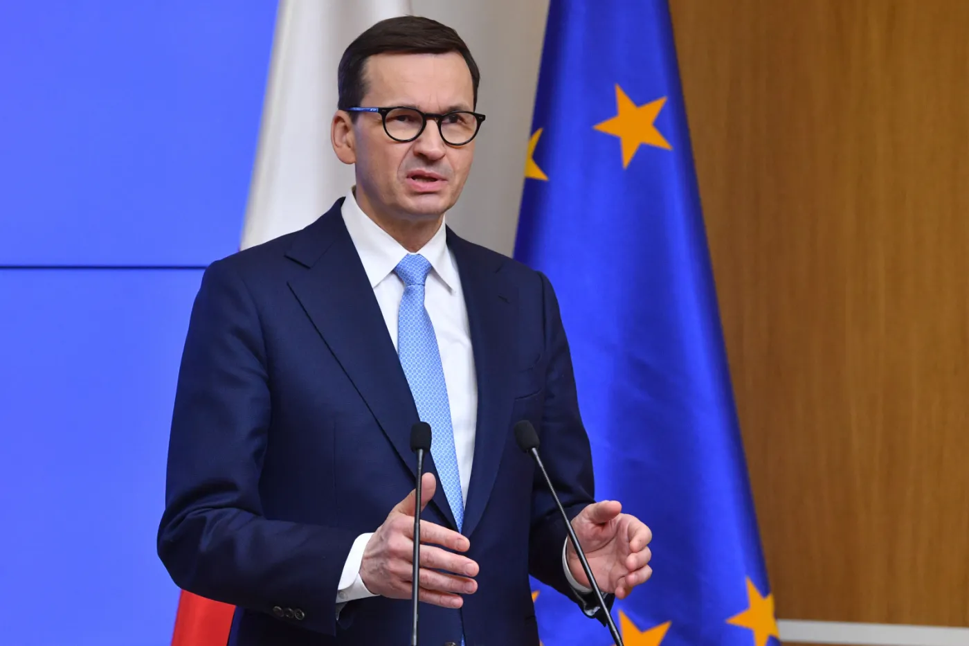 Morawiecki apeluje do liderów UE by odciąć Rosję od SWIFT i zamknąć dla niej przestrzeń powietrzną