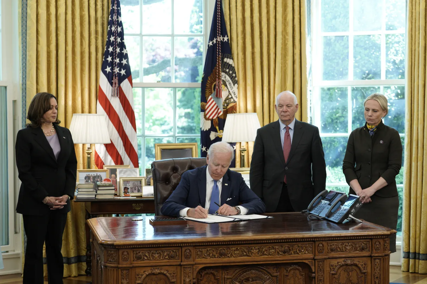 Prezydent USA podpisał ustawę Lend-Lease dla Ukrainy