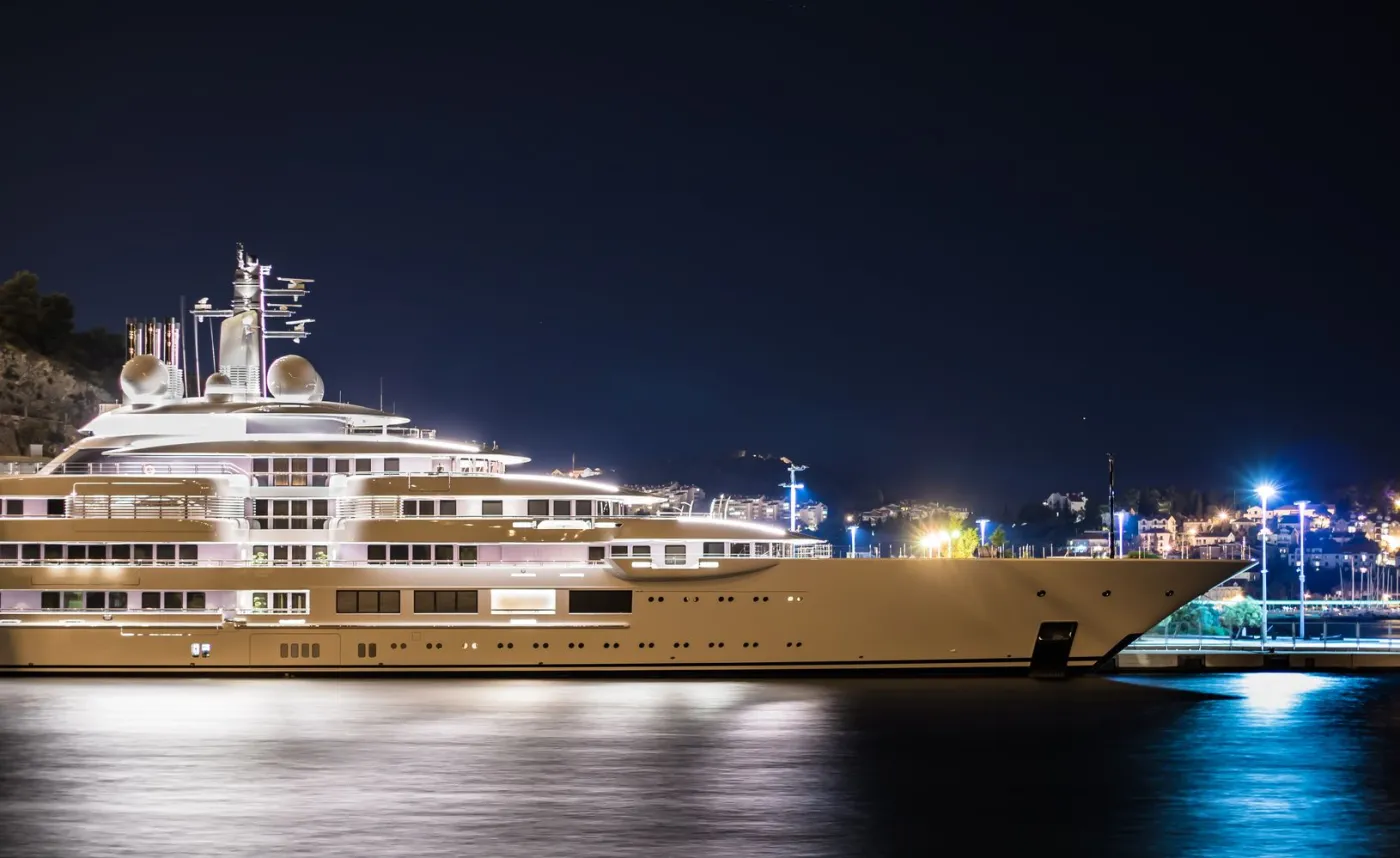 Włochy zapłacą za utrzymanie majątku oligarchów z Rosji, ale mogą go sprzedać