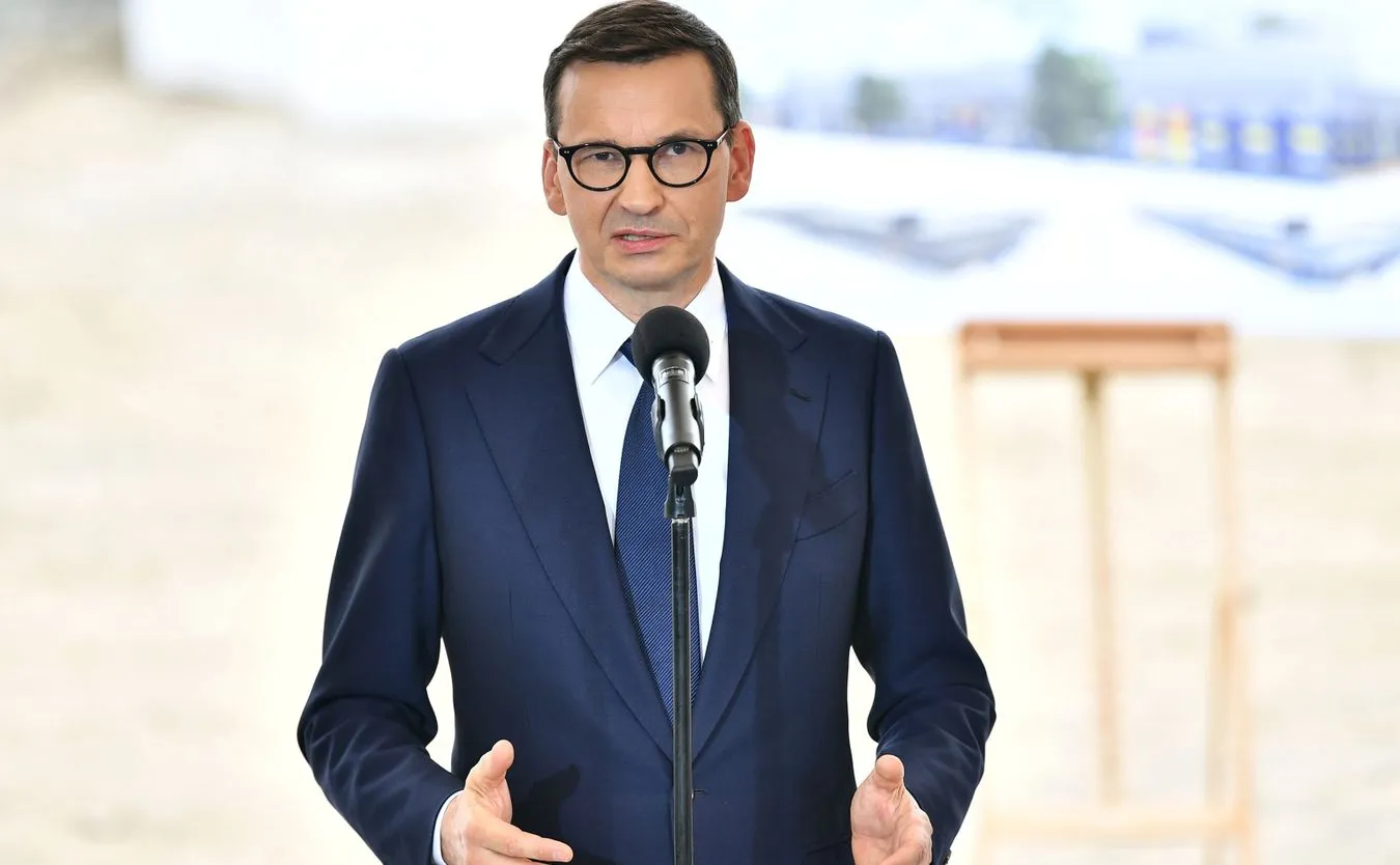 Morawiecki: Część środków UE popłynie na przełomie tego i przyszłego roku