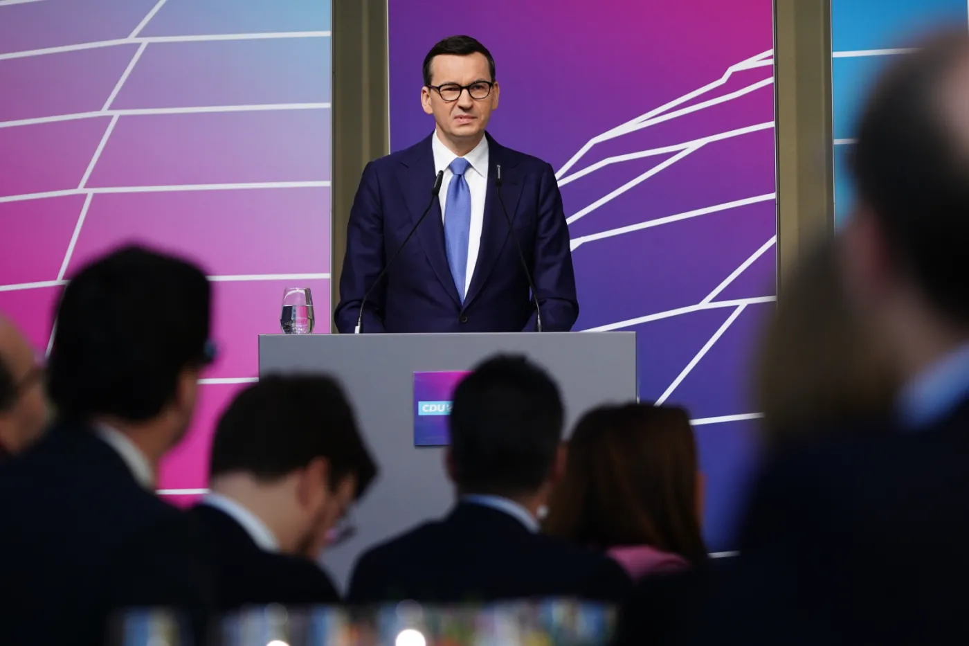 Morawiecki w Berlinie: Wzywam rząd niemiecki do dostarczenia wszystkich rodzajów uzbrojenia Ukrainie