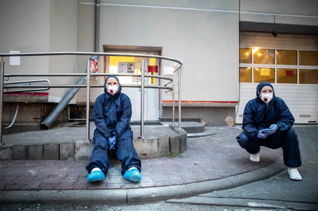 Brytyjska odmiana koronawirusa w Polsce. Niedzielski: Sytuacja jest pod kontrolą