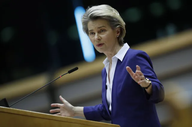 Politico: za porażkę ze szczepieniami w UE odpowiedzialna jest Von der Leyen