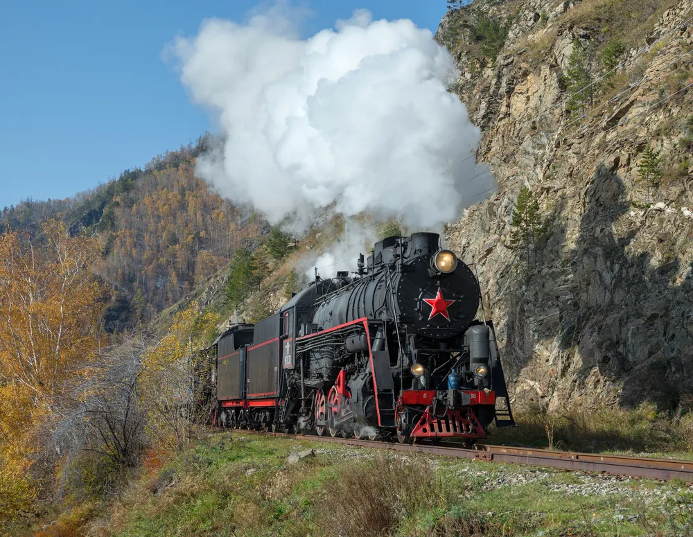 Najdłuższe trasy kolejowe na świecie [MAPA]