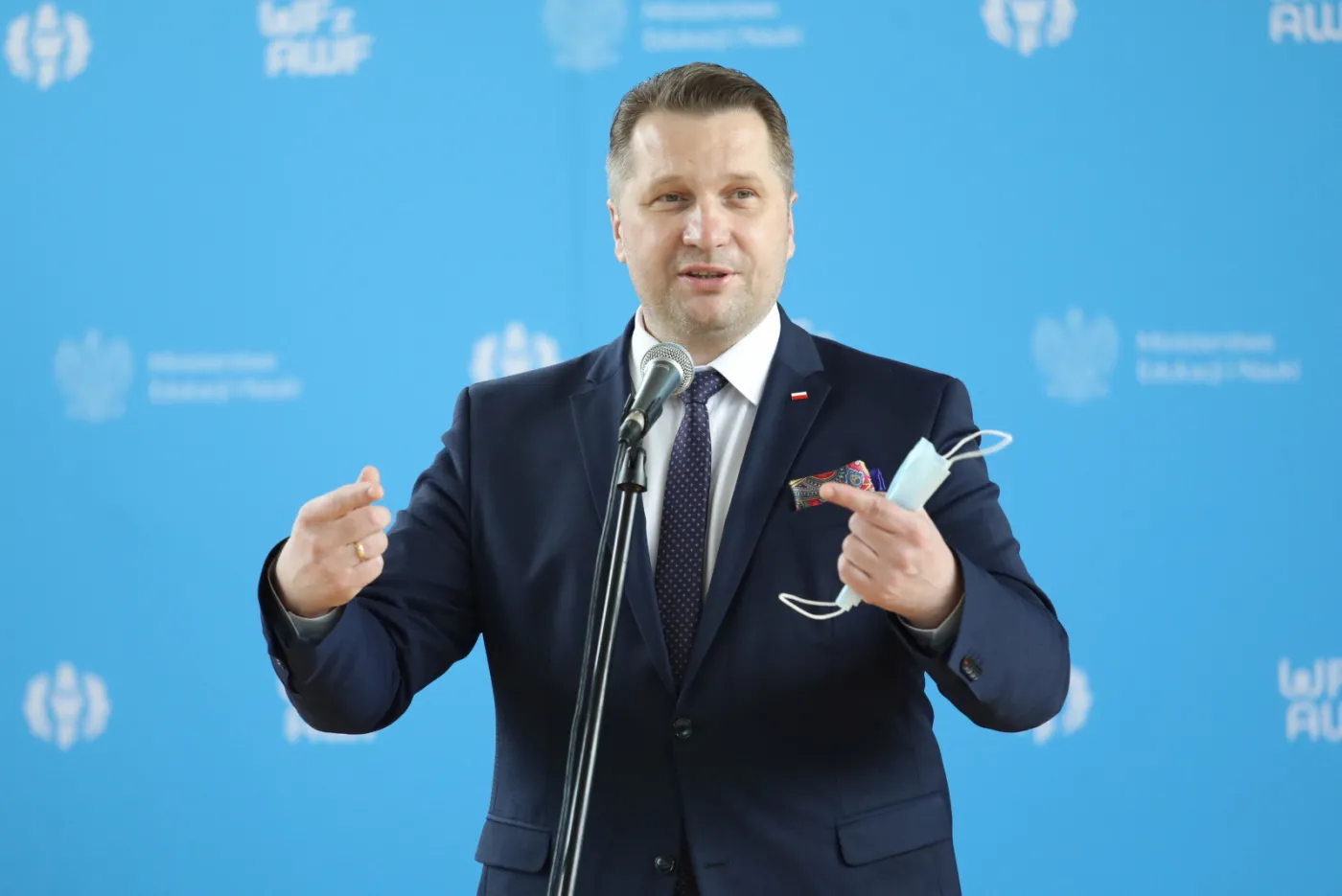 Nowy Ład nie ma pomysłu na nowoczesną szkołę. Minister proponuje „konserwatywną kontrrewolucję”