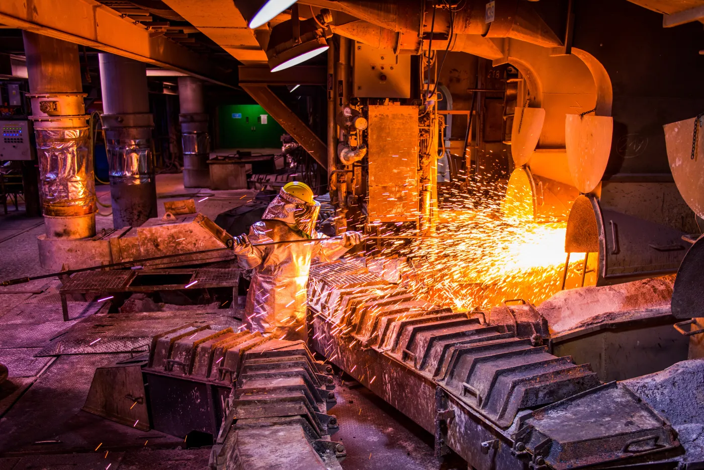 Miedź na LME tanieje. Rynek czeka na rozpoczęcie spotkania w Jackson Hole