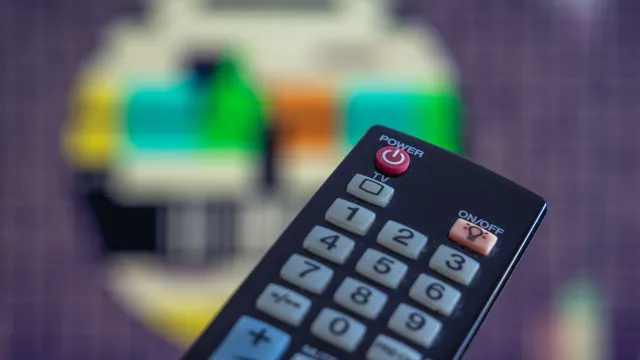 Nie płacisz abonamentu RTV? Grożą ci wysokie kary i wjazd skarbówki na konto