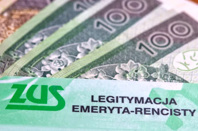 ZUS płaci seniorom ponad 6000 zł. Te roczniki dostaną rekordowe dodatki