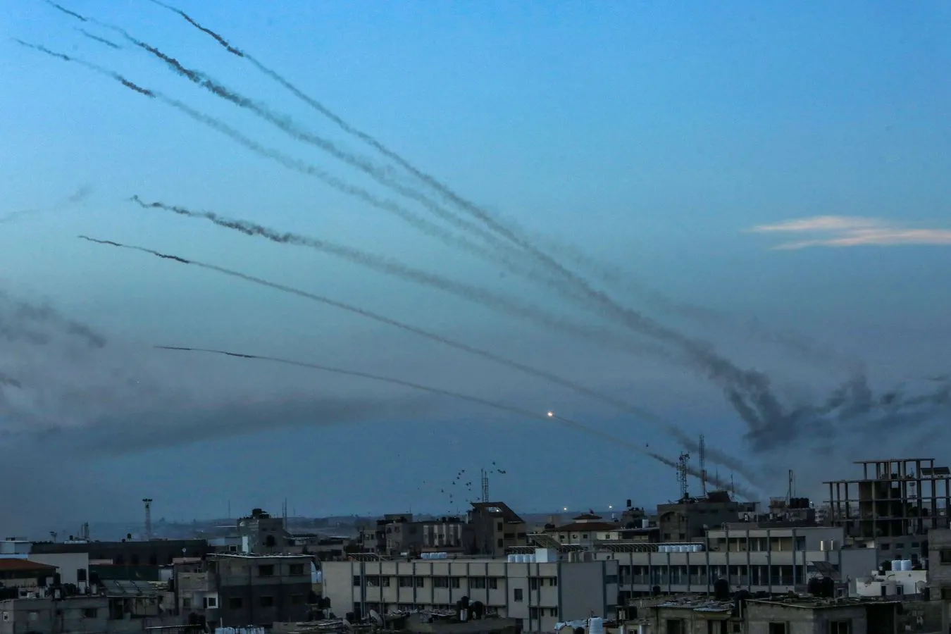 Hamas wystrzelił 12 rakiet w kierunku Izraela