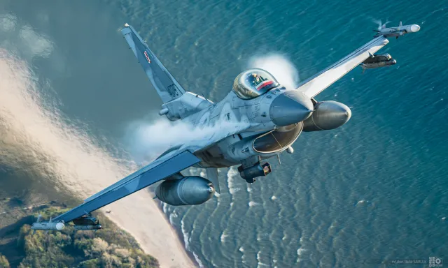 Polskie F-16 będą modernizowane aż do 2038 roku. Pytamy: dlaczego tak długo?
