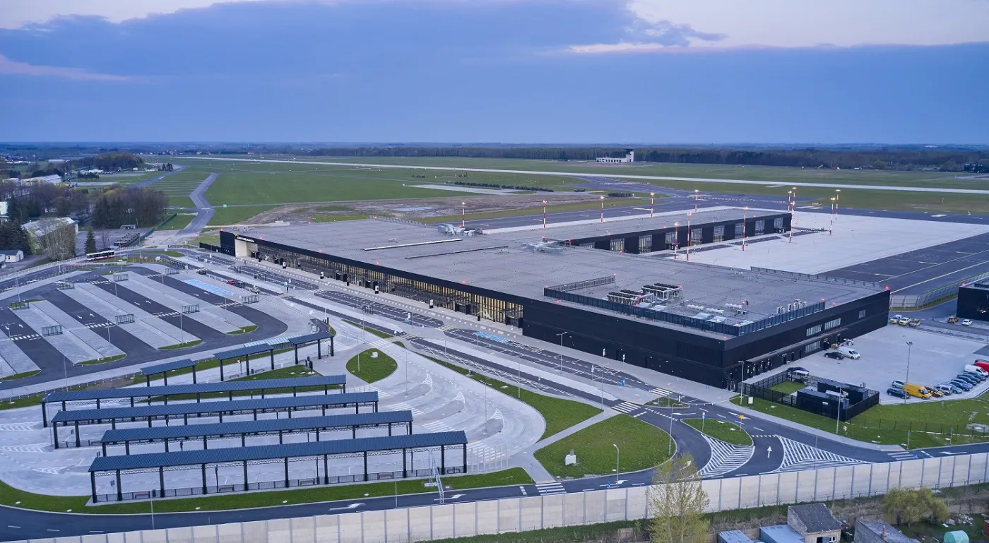 Niemal nikt stąd nie lata. Najmniejsze lotniska w Polsce walczą o przetrwanie