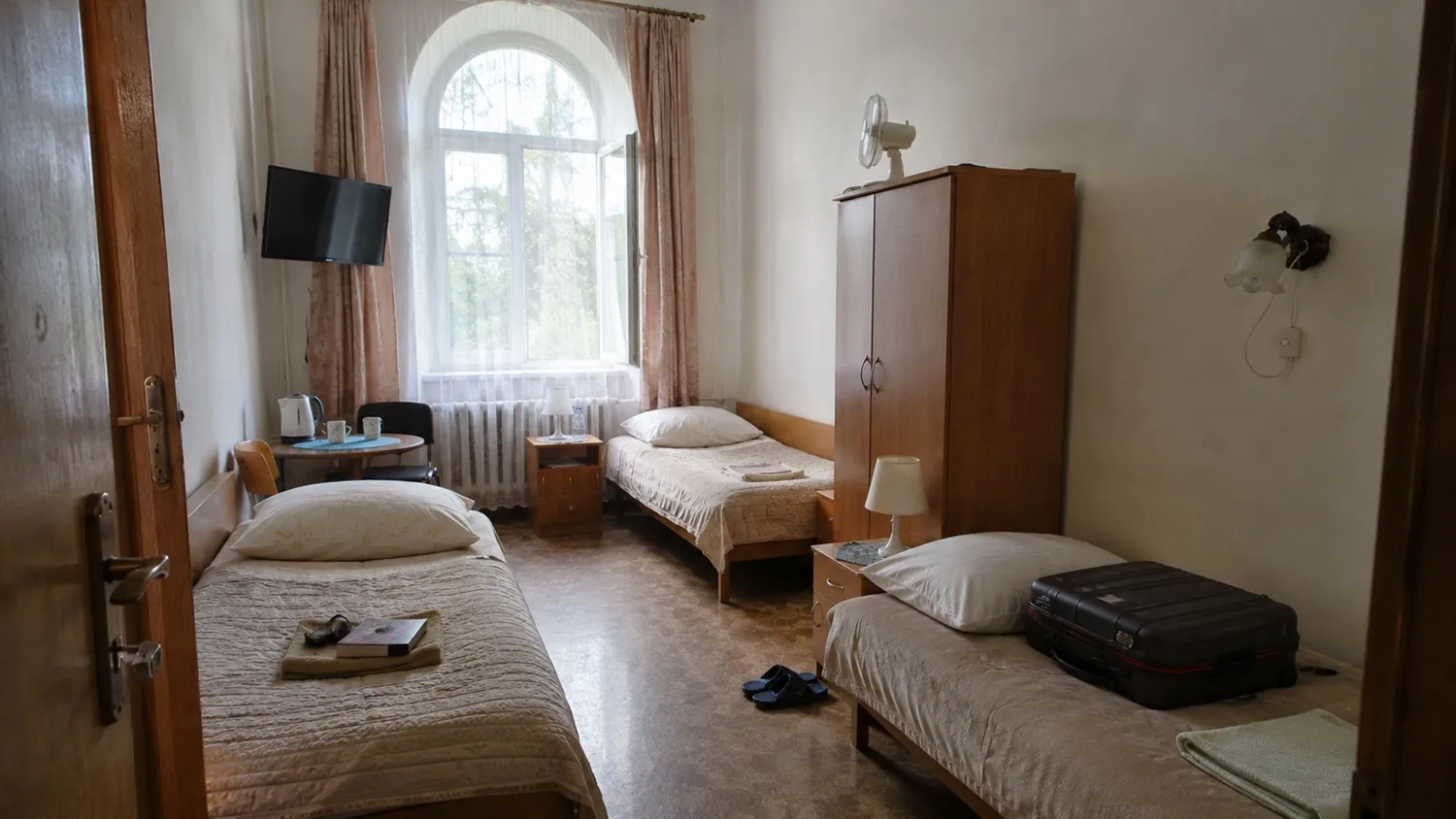 A task  of further changes in the rules of treatment in the sanatorium – any  will gain, others will lose