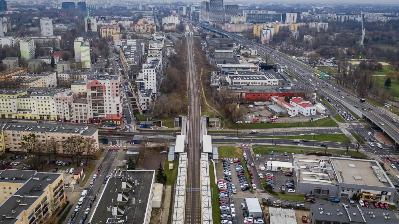 Jest alternatywa na zakup mieszkania w dobrej cenie. Instytucje państwowe, jak PKP czy AMW, chętnie wystawiają nieruchomości mieszkaniowe na przetarg.