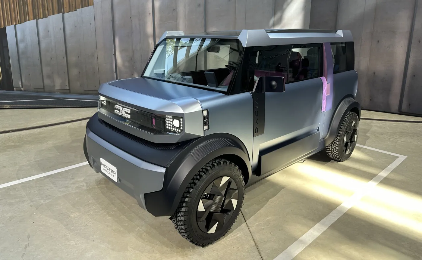 Dacia rzuca wyzwanie Chińczykom. Prezentuje prototyp miniauta za 15 tys. euro [WIDEO]