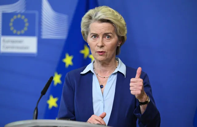 Atak Putina obok delegatury UE. Szefowa KE ostro reaguje