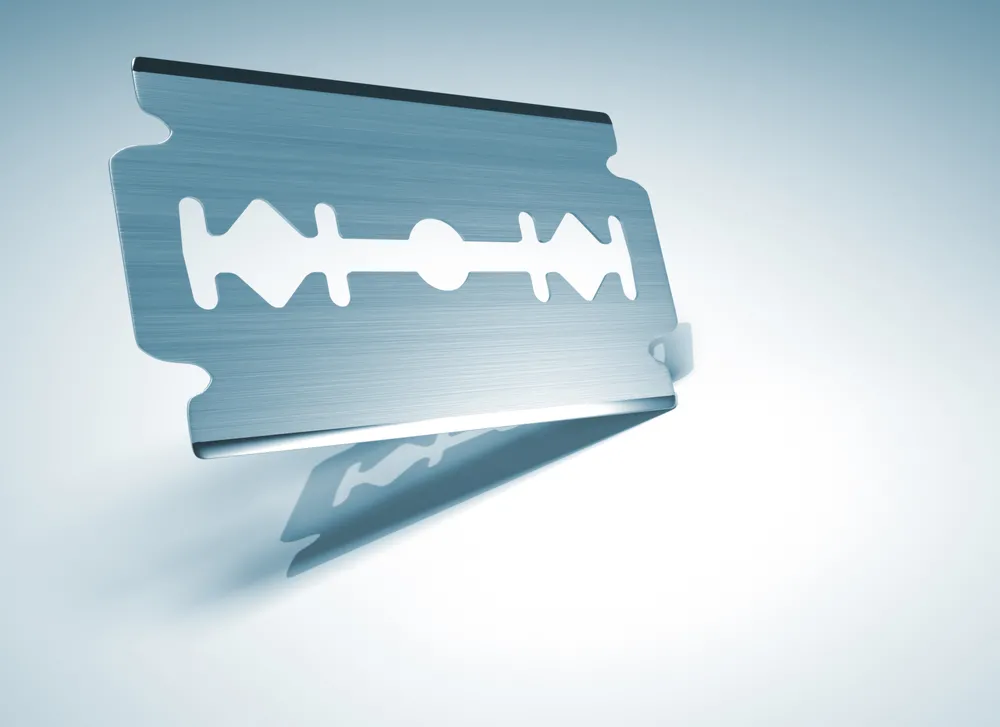 Brytyjski lotniskowiec HMS Ark Royal będzie pocięty na żyletki