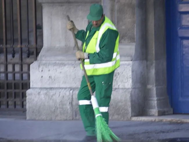 Praca zamiast więzienia w zawieszeniu