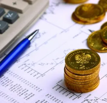 Konto firmowe: 115 zł lub 0 zł odsetek na firmowym koncie bieżącym z tym samym saldem