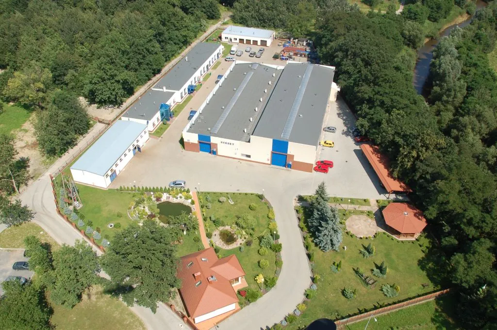 1514936-siedziba-firmy-eckert.jpg