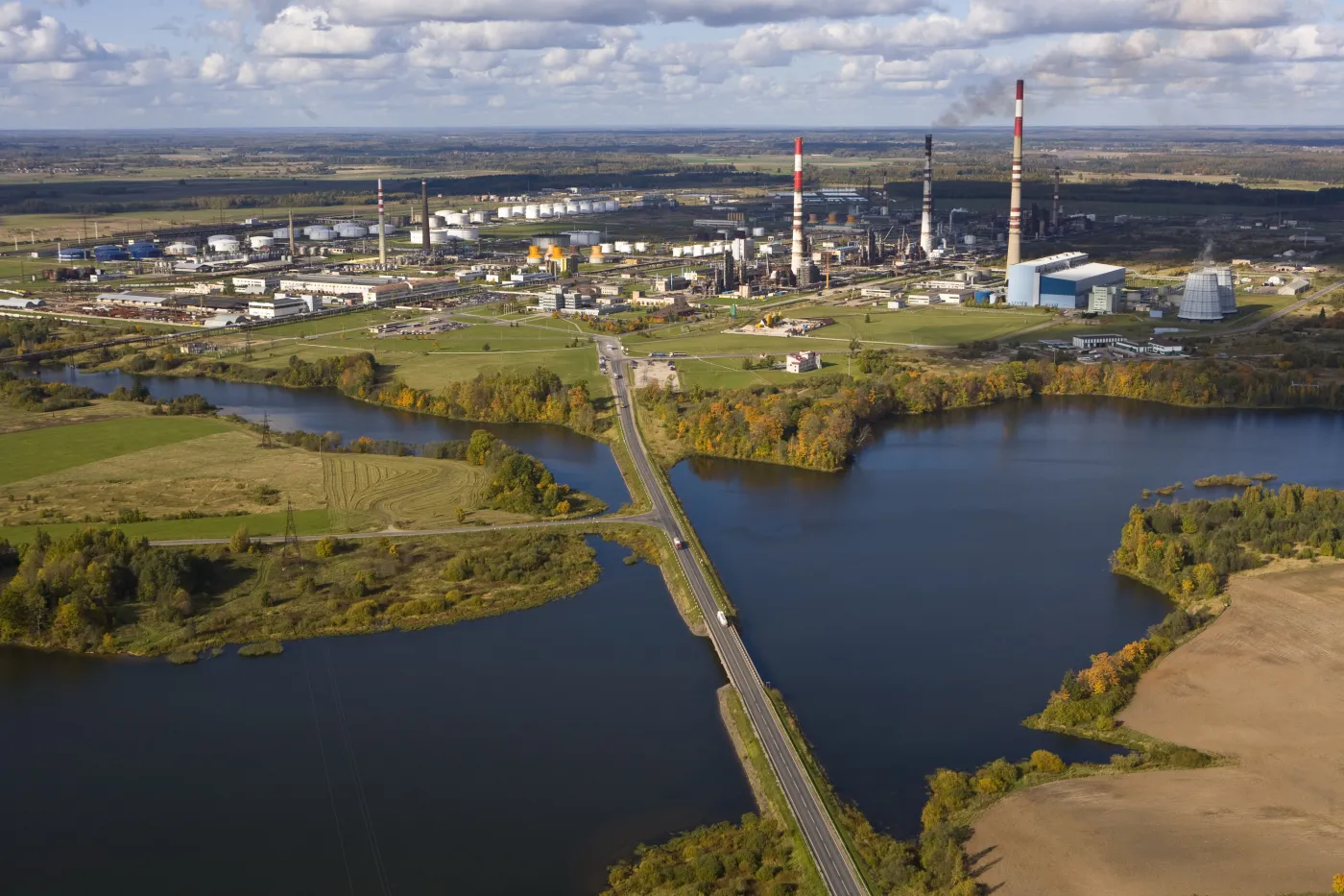 Zobacz, jak wygląda rafineria Orlenu w Możejkach [ZDJĘCIA]