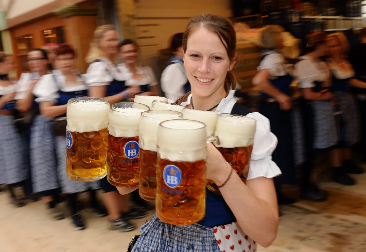 1926365-oktoberfest-2014-11.jpg