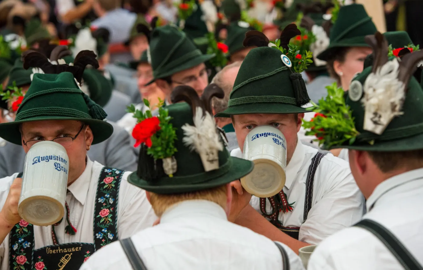 1926381-oktoberfest-2014-12.jpg
