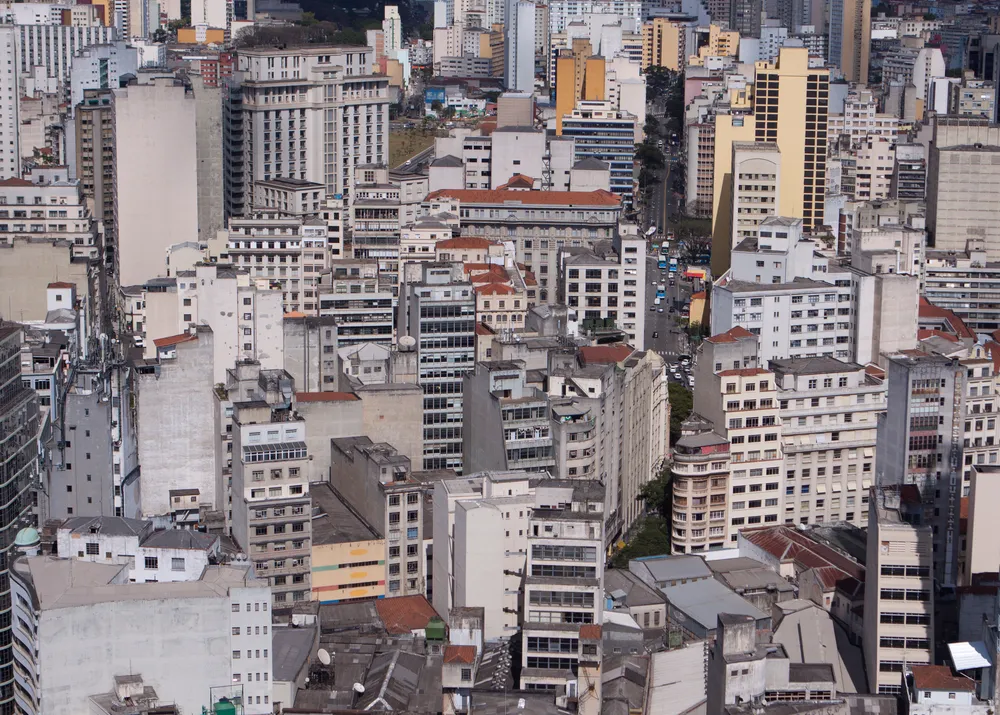 1376707-sao-paulo-brazilllia.jpg