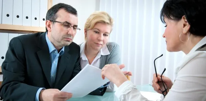 E-biura dręczone przez skarbówkę