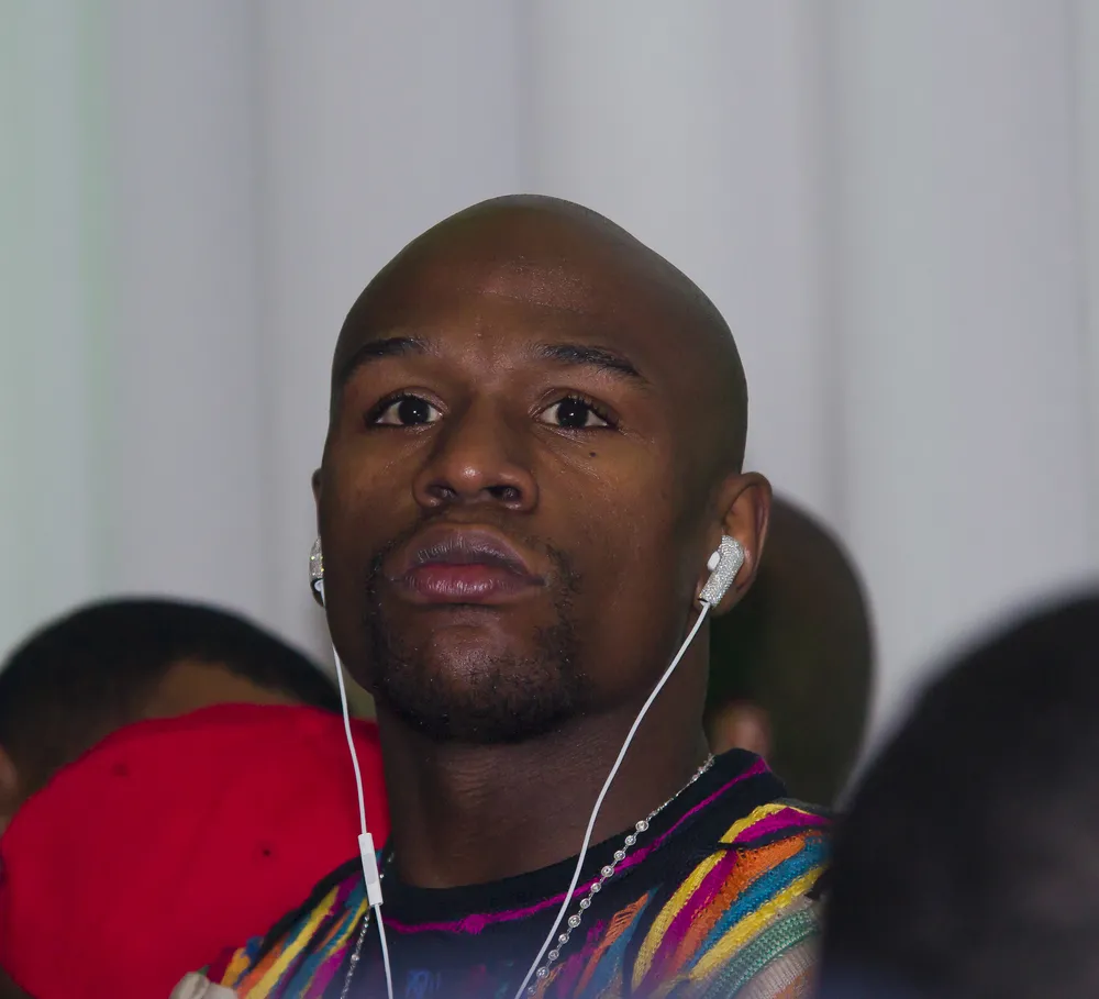 Bokserska walka stulecia jest bezcenna. Kto i ile na niej zarobi?