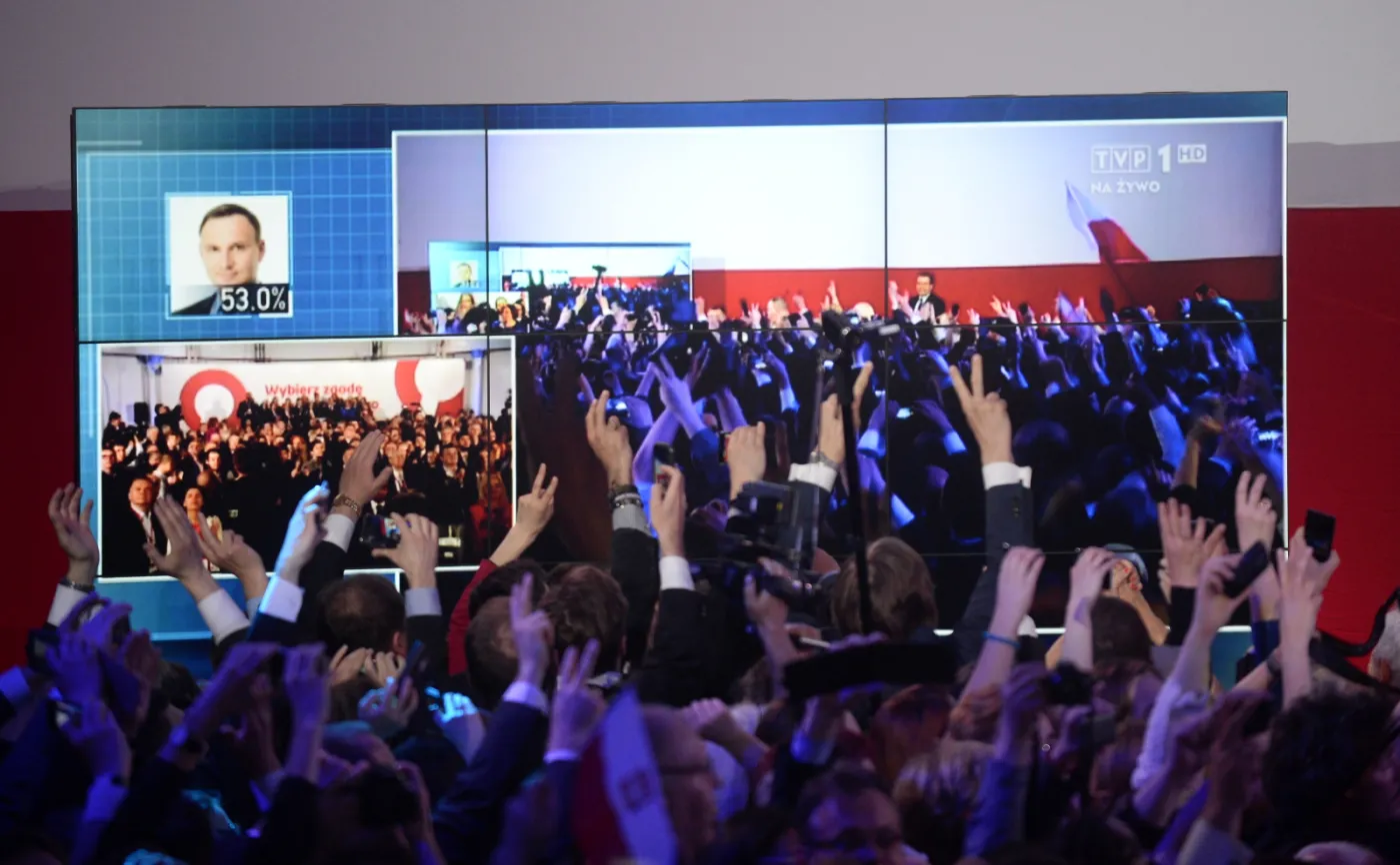 Wielki powrót PiS i upadek Platformy? To będzie gorąca polityczna jesień