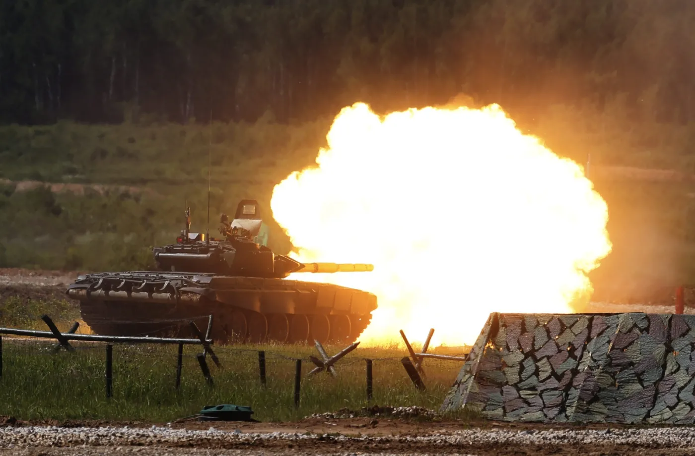 Moskwa pręży muskuły. Oto rosyjski sprzęt wojskowy w akcji [ZDJĘCIA]