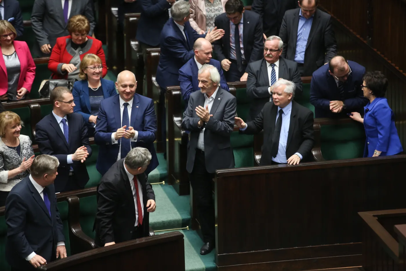 Narodowe zamiast publicznych. Senat zatwierdził ustawę medialną